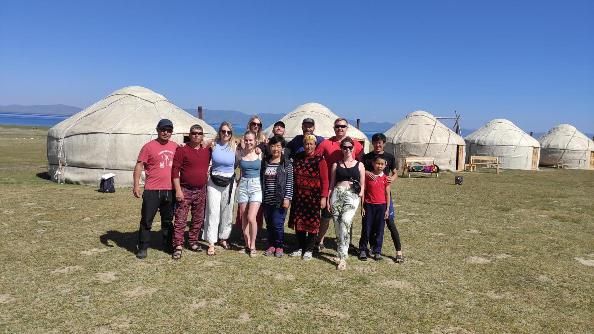 Yurt Camp Ali-Nur At Lake Song-Kol Юрточный Лагерь Али-Нур Озеро Сон-Куль Сон-Куль Кыргызстан Нарын Kyrgyzstan Naryn Екстериор снимка
